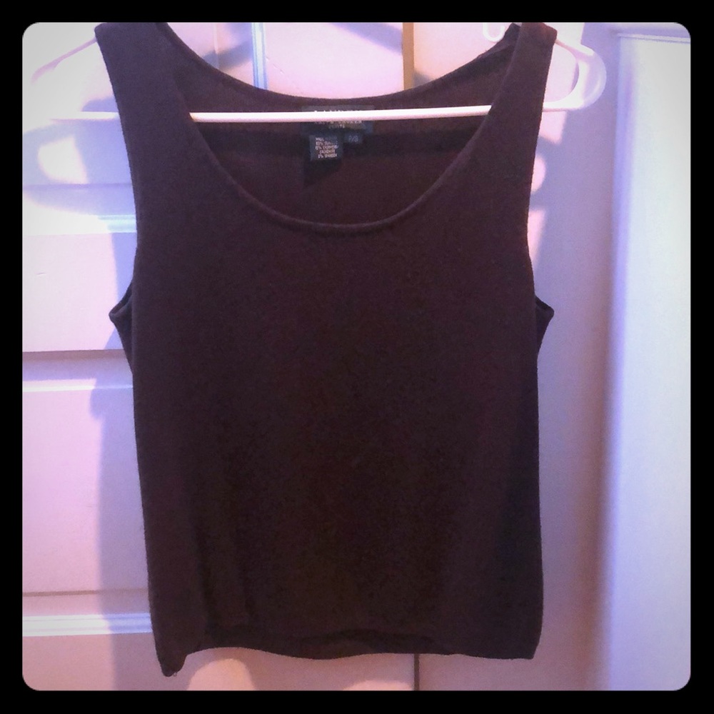 Cashmere sleeveless top